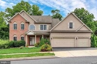 Building Photo - 490 Adam Ln