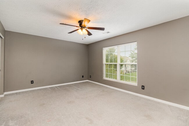 Building Photo - 770 Cantering Hills Way