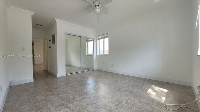 Building Photo - 305 69th St