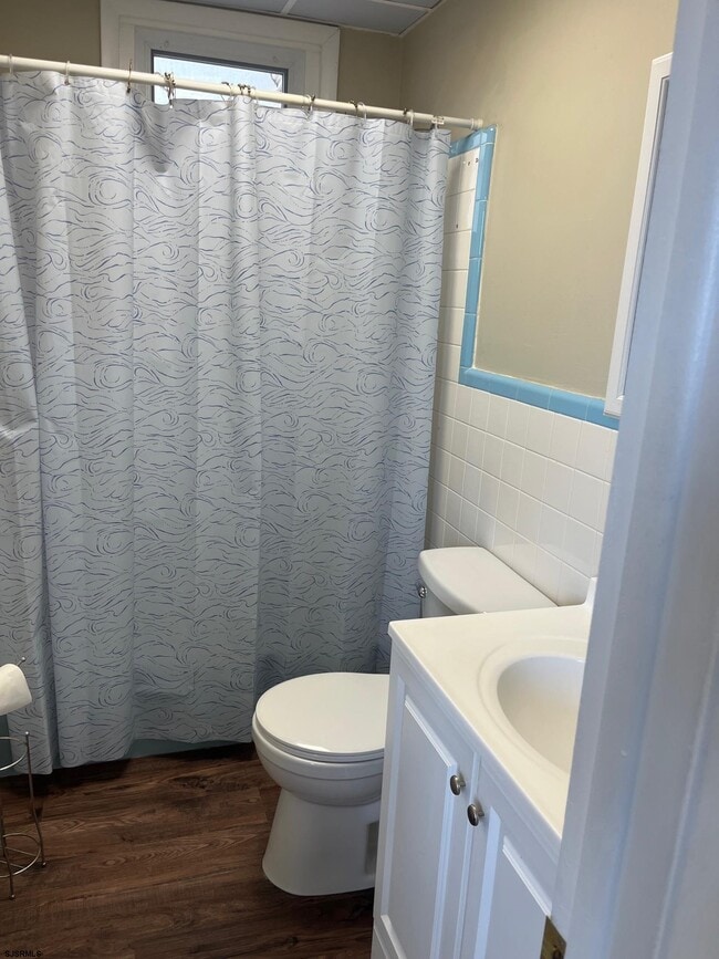 Building Photo - 7223 Ventnor Ave