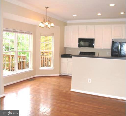 Building Photo - 21079 Alberta Terrace