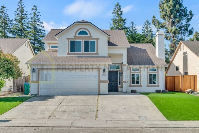 Building Photo - Completely Renovated 4-Bedroom Home with M...