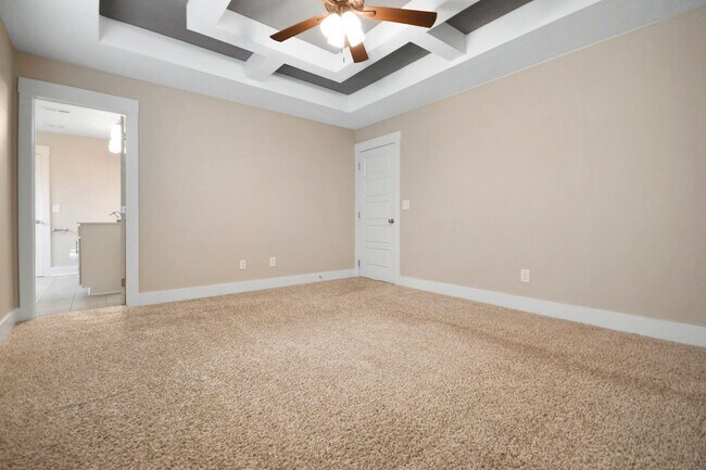Building Photo - Pet Friendly Four Bedroom!