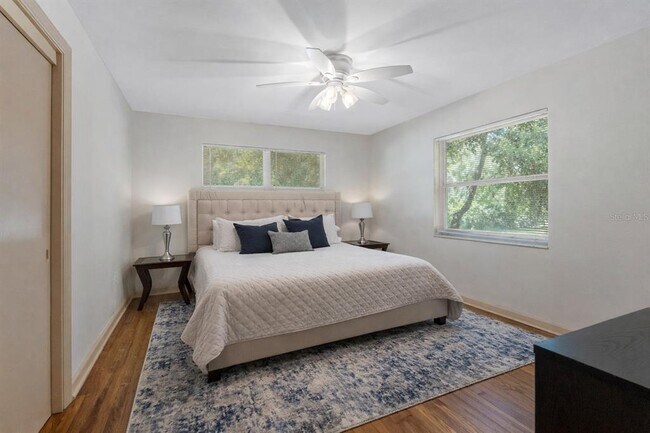 Building Photo - 2201 Park St N