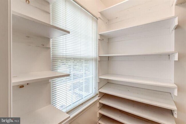 Building Photo - 13676 Barren Springs Ct