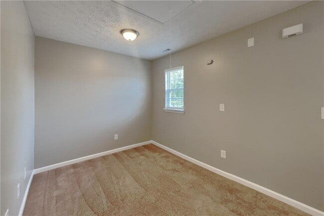 Building Photo - 76 Arrowhead Dr
