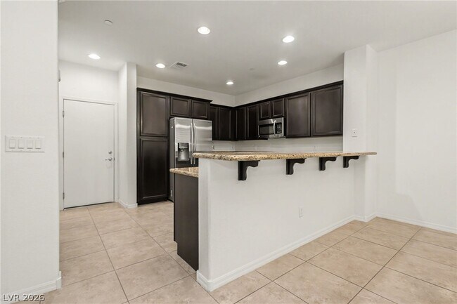 Building Photo - 11368 Belmont Lake Dr