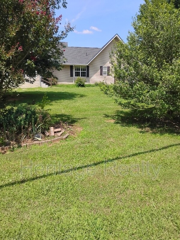 Building Photo - 2707 Lady Bug Ln