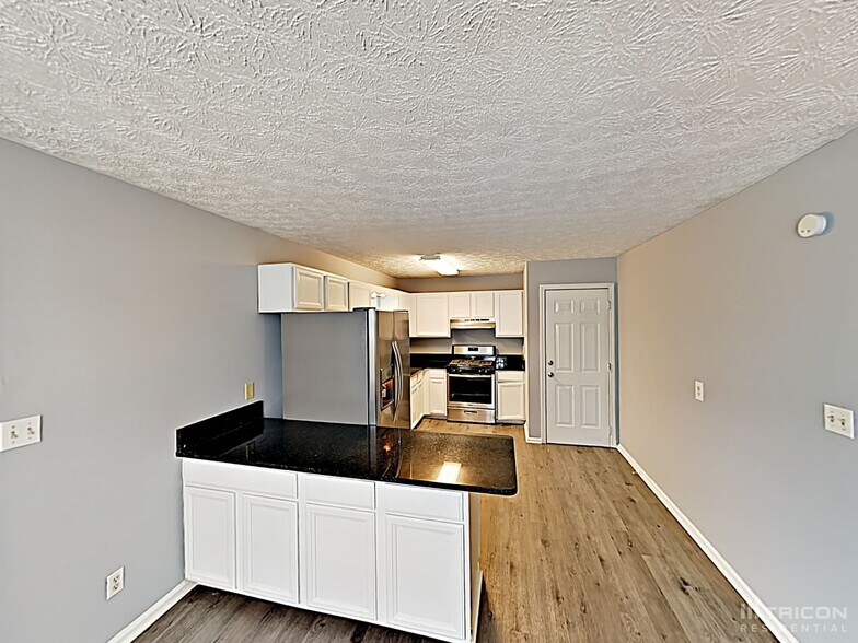 Building Photo - 384 Thornbrooke Dr