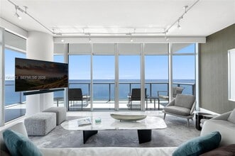 Building Photo - 3737 Collins Ave