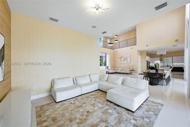 Building Photo - 7525 NW 103rd Pl