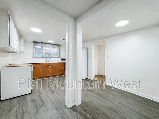 Building Photo - 538 S 1100 E