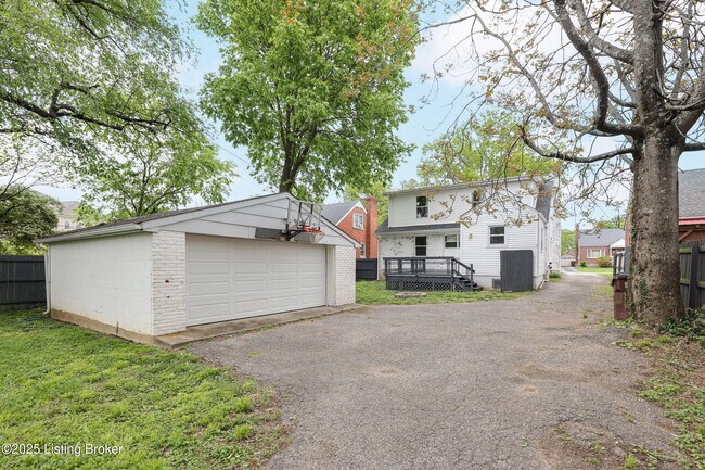 Building Photo - 118 Holley Rd