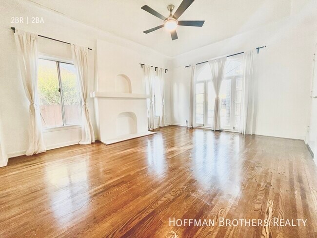 Building Photo - 1306 1/2 S Cloverdale Ave-