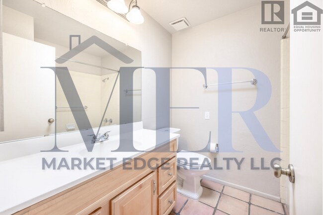 Building Photo - 4Bed/2.5Bath House at 56th/Cactus! $4499 MOVE-IN SPECIAL! Move-In Ready on 04/09/2026!