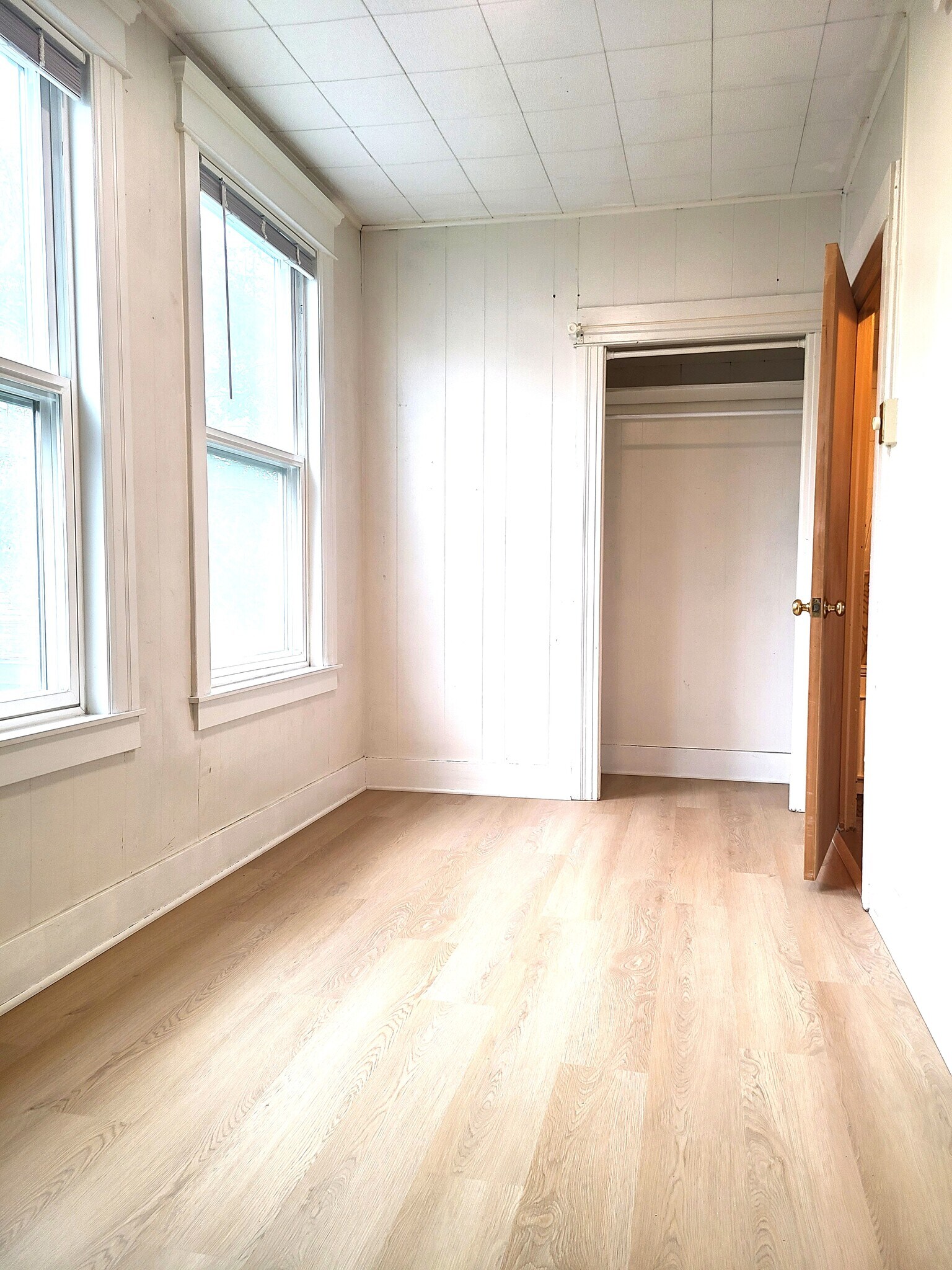 Building Photo - 5708 7th Ave S