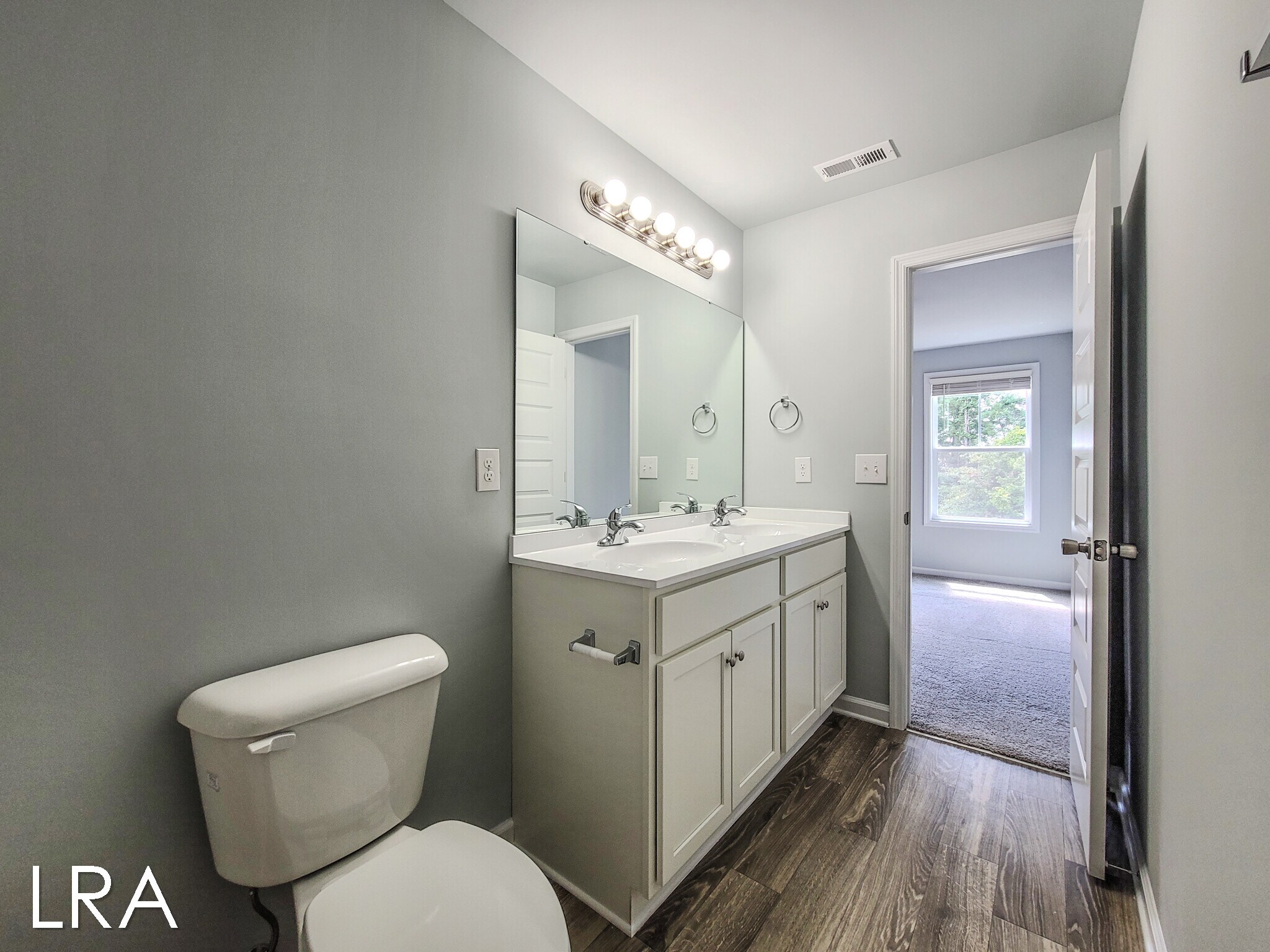 Building Photo - 185 Buckhorn Ave