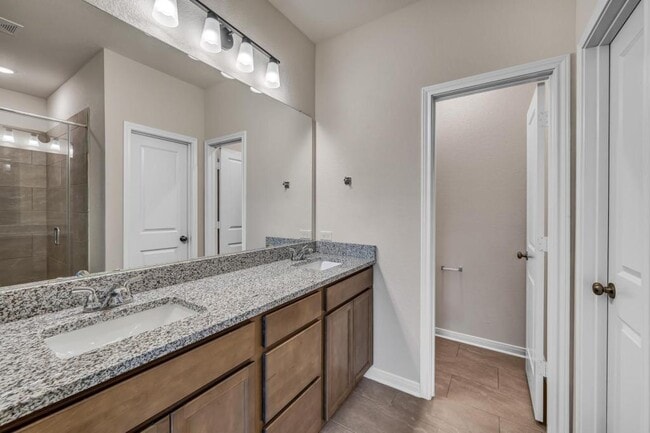 Building Photo - 309 W Martin LutherKing Dr