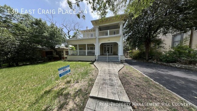 Building Photo - 130 E Craig Pl