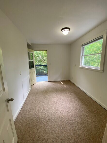 Bedroom 3 - 952 Grant St