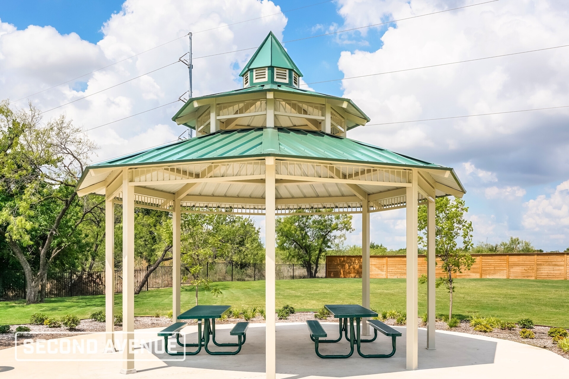 Building Photo - 9637 Sierra Grande Dr