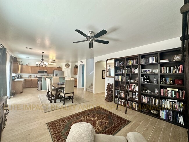 Building Photo - 10582 S Margie Pl
