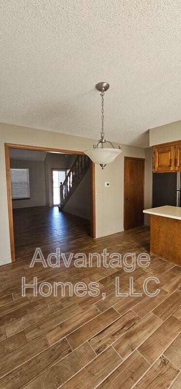 Building Photo - 11905 W 117th Terrace