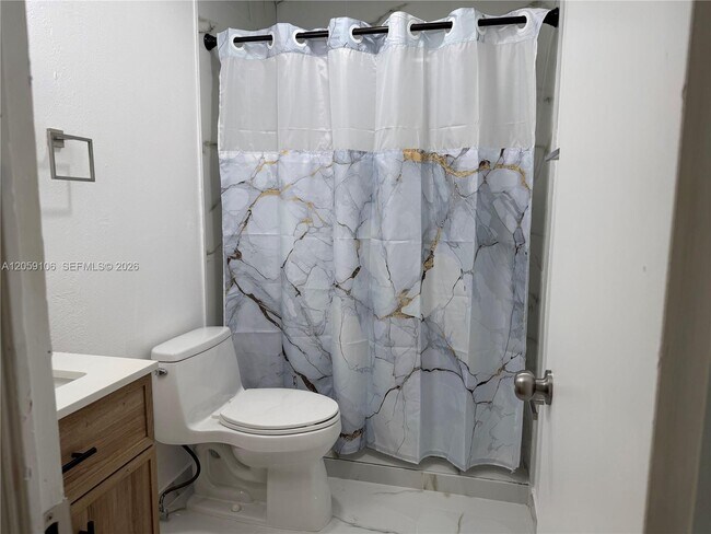 Building Photo - 7011 Crown Gate Ct