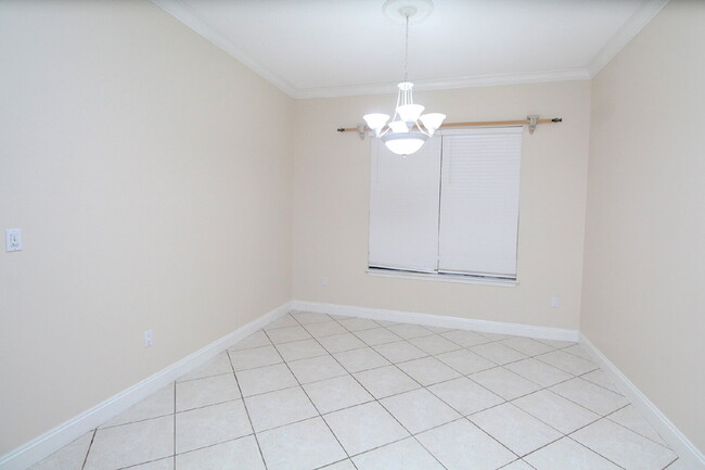 Building Photo - Spacious 3BR/3BA Holley by the Sea Home wi...