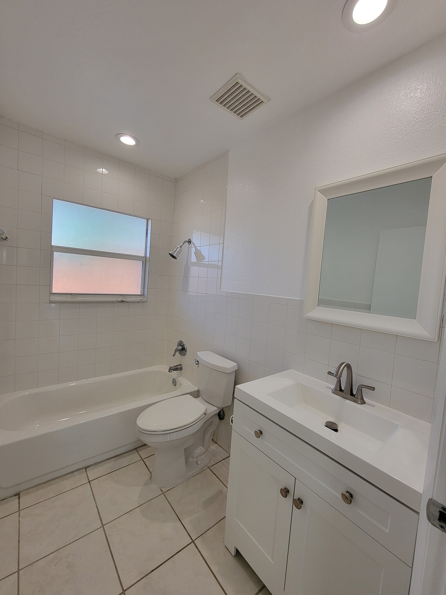 2nd bathroom - 35 SW 7th St