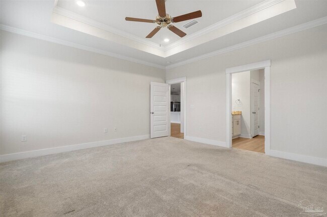 Building Photo - 704 Brambling Ct