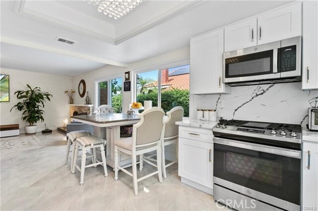 Building Photo - 196 S Donna Ct