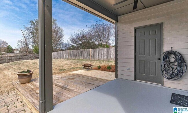 Building Photo - 115 Charlton Ln