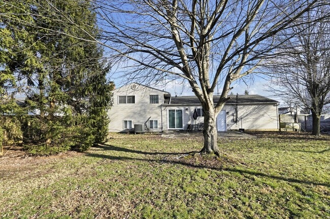 Building Photo - 199 N Spring Rd