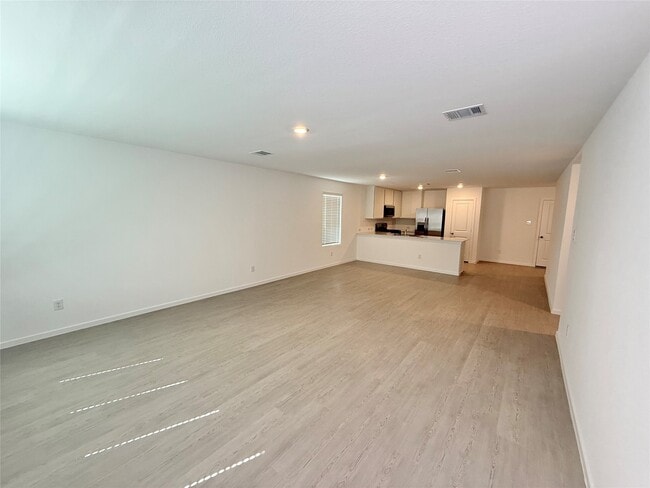 Building Photo - 31506 Pianella Ln