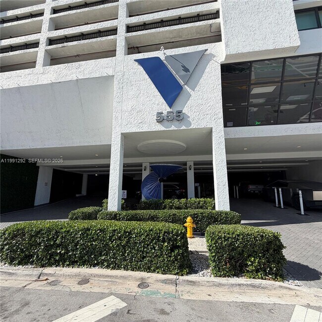 Building Photo - 555 NE 15th St