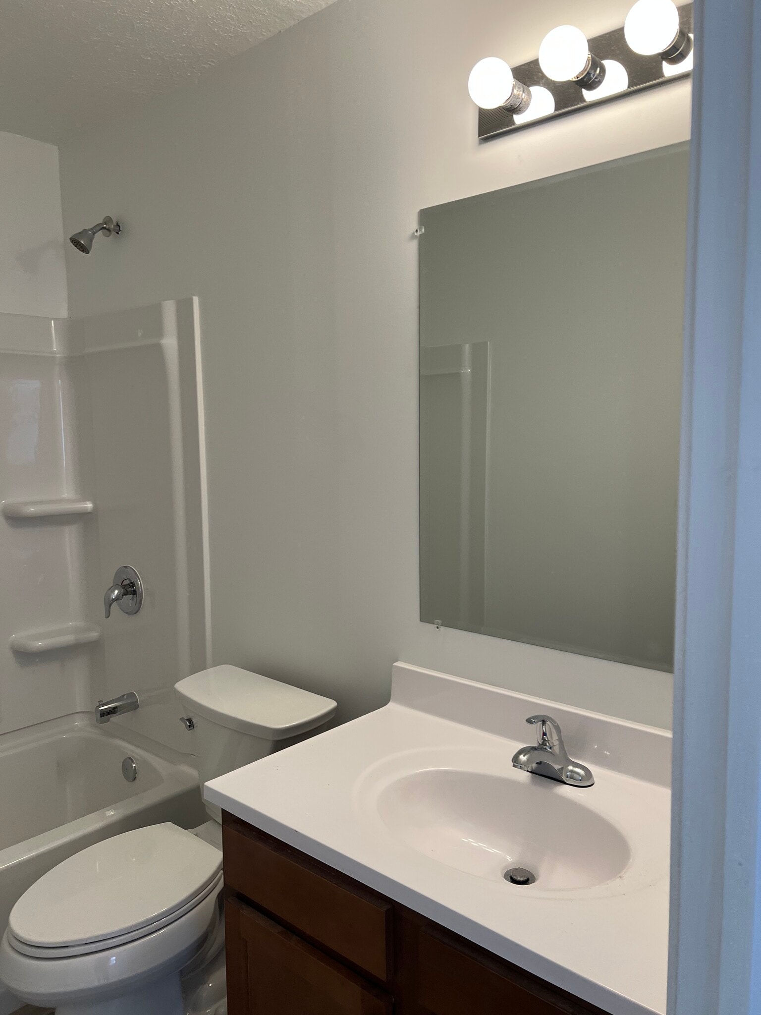 Building Photo - 611 Fulmer Ave