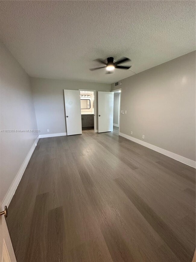 Building Photo - 101 SW 132nd Way