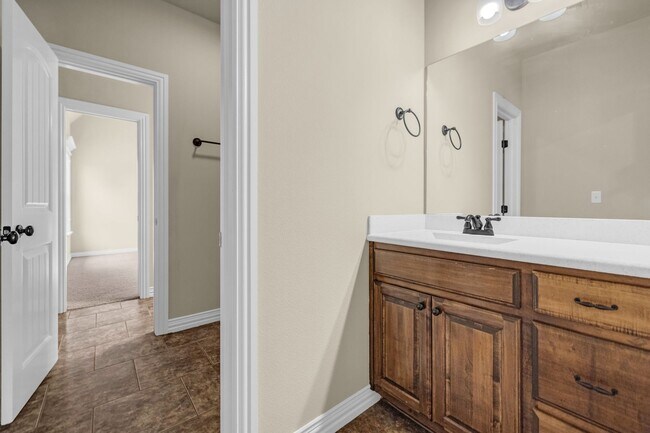 Building Photo - Executive home on double lot in beautiful Enclave at Harvard Ponds.