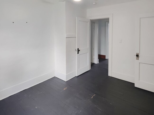 Building Photo - 1505 Downey St