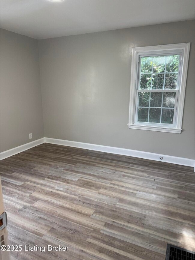 Building Photo - 104 N 45th St