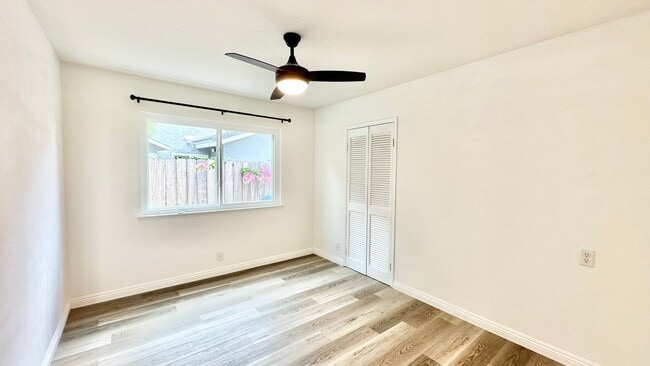 Building Photo - Charming, Single-Story Home, Spacious Backyard, Minutes to Everything, in Whelan Ranch Community ...
