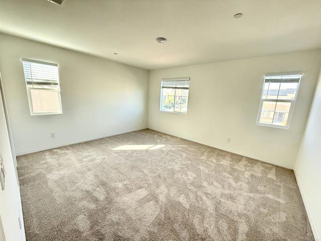 Building Photo - 34148 Thistlewood Ave