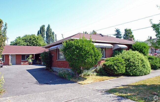 Primary Photo - 5700 14th Ave NW
