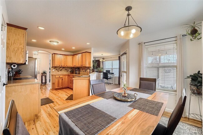 Building Photo - 1320 61st Ave