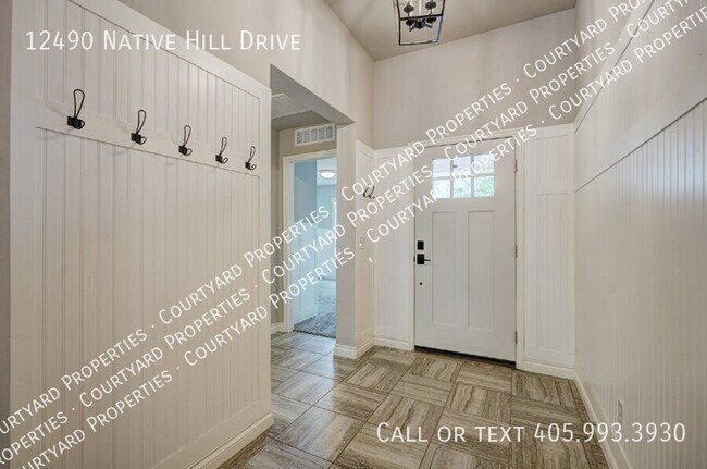 Building Photo - 12490 Native Hill Dr