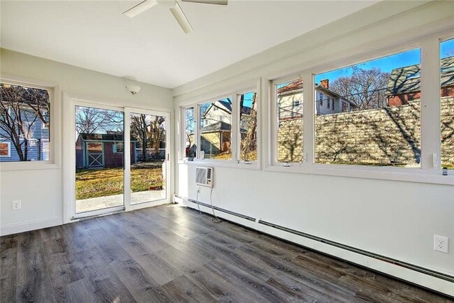 Building Photo - 66 Tyndall Ave