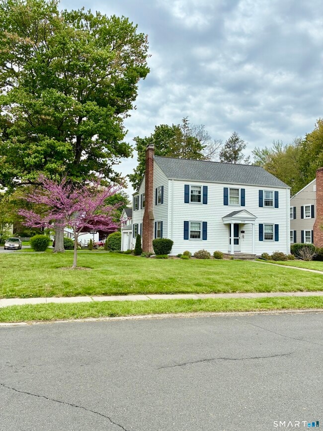 Building Photo - 203 Ballard Dr