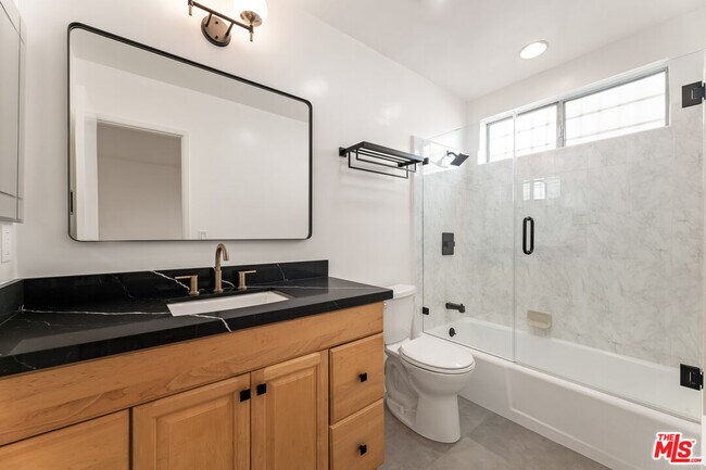 Building Photo - 1608 S Bentley Ave