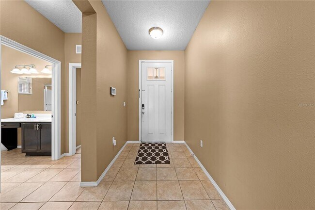 Building Photo - 4704 Ruby Red Ln